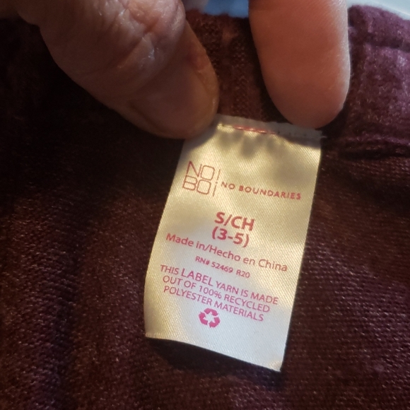 Sweater - Picture 4 of 4